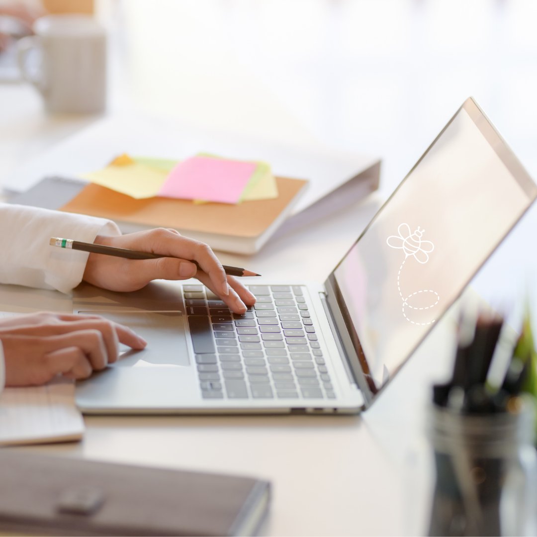 VoiceB0X's tweet photo. Always a busy bee? 🐝 Let us help - message us today to find out how VoiceBox can help you with your #MultiPlatformMarketing

#VoiceBox #SocialMedia #SocialMediaMarketing #EmailMarketing https://t.co/W7W8iEc2Tp