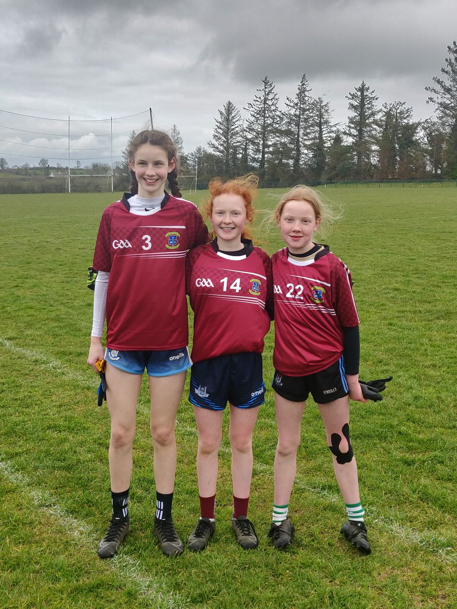 anglesborons's tweet image. Well done to Sarah &amp;amp; Katelyn (camogie), Muirne, Mary &amp;amp; Shauna (football) and Haulie (hurling &amp;amp; football) who all represented Anglesboro NS on the South Limerick teams over the past week. Best wishes to our pupils in the finals on Thursday bit.ly/3xmAoVB @LimerickGAAzine