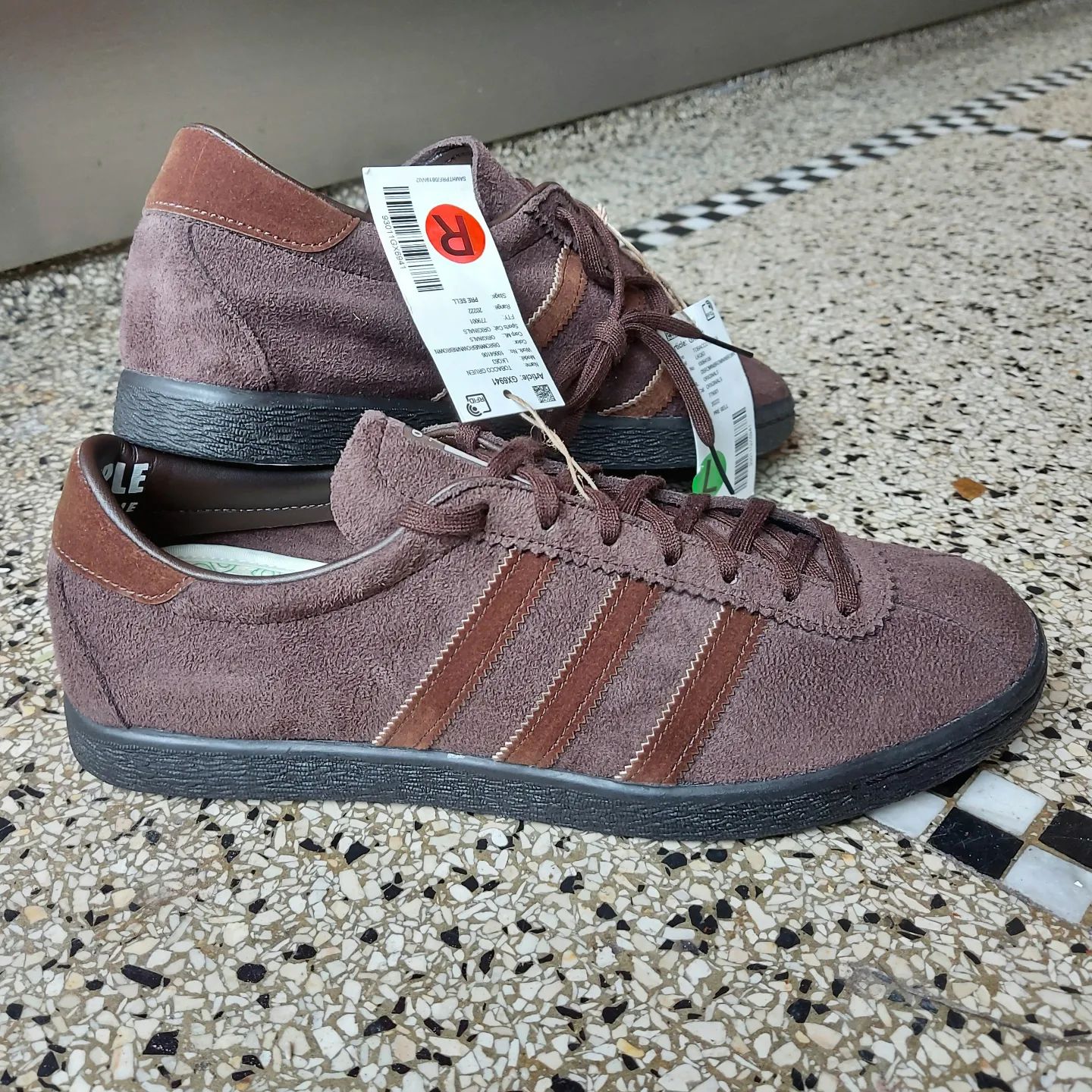 lavar Siesta carta Martin on Twitter: "Tobacco 2022 sample 🔥🔥🔥 hope these get a release # adidas #Tobacco https://t.co/pPh38V6Zaq" / Twitter