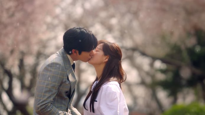 hiychingu's tweet photo. the category is best romcom dramas >>> https://t.co/D9y6DLPZxy