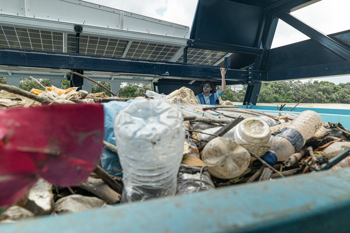 Loved finally seeing the 3rd generation Interceptor in real life today. What a machine.