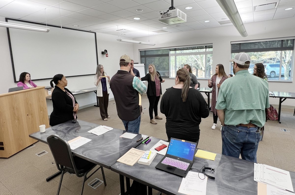 ar4hcenter's tweet photo. WELCOME BACK!
It's SO great to have groups returning to the @ar4HCenter.
Last week we hosted several groups including #GirlsOfPromise and this week we've got @AR_Extension agents doing in-service training and corporate groups doing team-building. https://t.co/BCs1tN7tLB