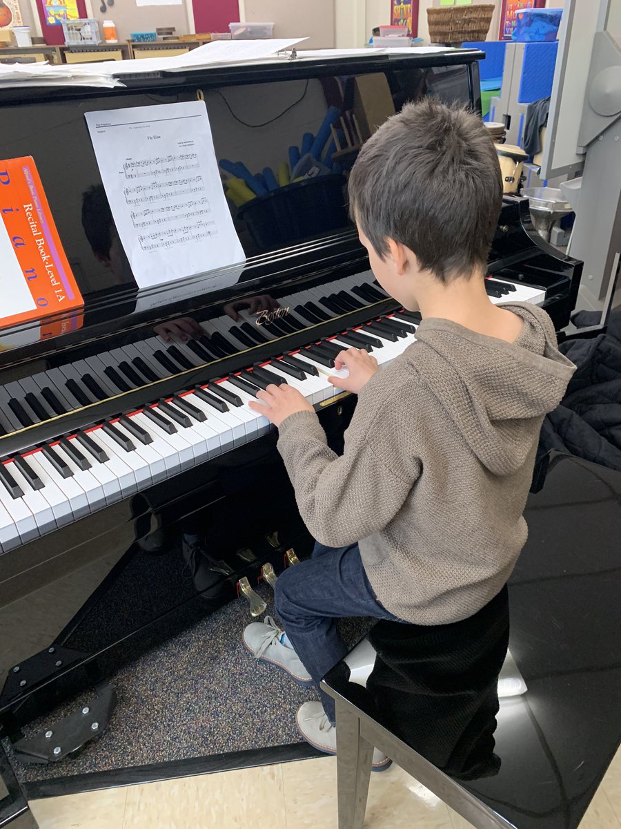 Love having piano students play for their class! <a href="/RushwoodPrin/">RushwoodPrin</a>