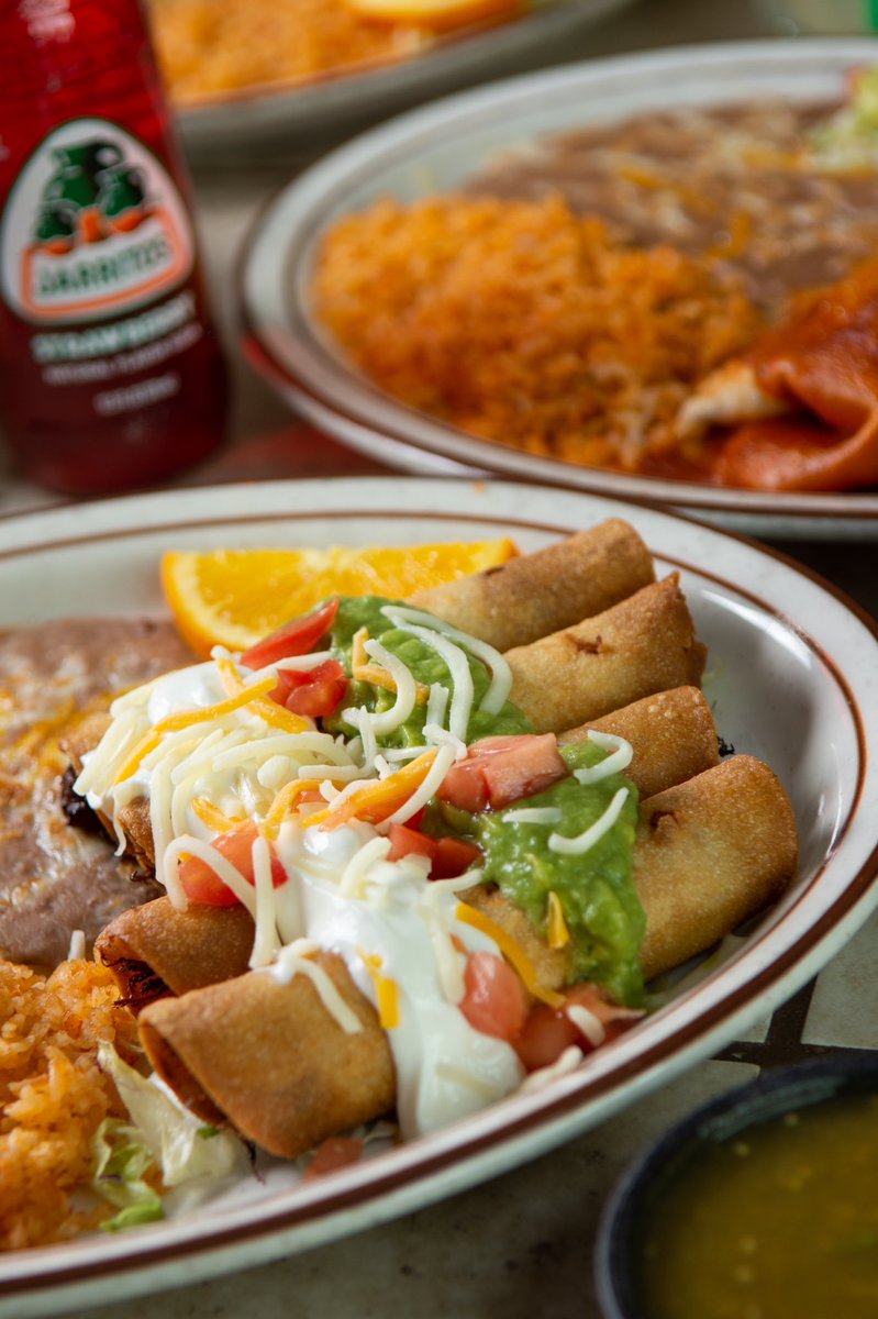 eladobecafe's tweet photo. We mentioned this before but rolled #tacos are still tacos. #Lunch is whenever you’d like or pick up an early #dinner. We’re serving ‘til close. Orders to go can be phoned in at 775-327-4422.

#Taco #Tuesday #TacoTuesday #ElAdobéReno #MidTownReno #Delicious #Homemade #MexicanFood https://t.co/ajZvBJ3wYo