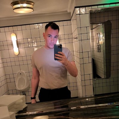Sam_E_Jones's tweet photo. #NewProfilePic https://t.co/PQwcTZgmEN