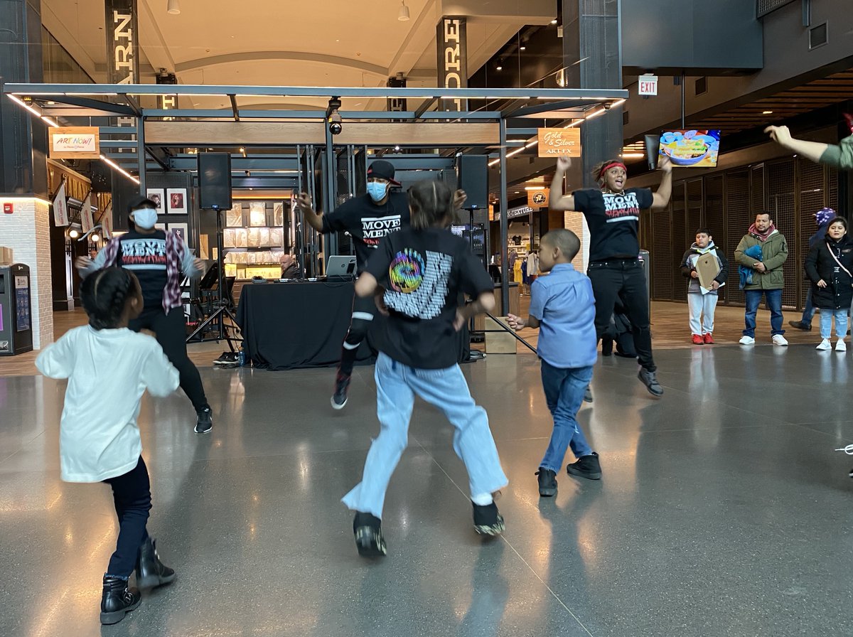 Navy Pier tweet media