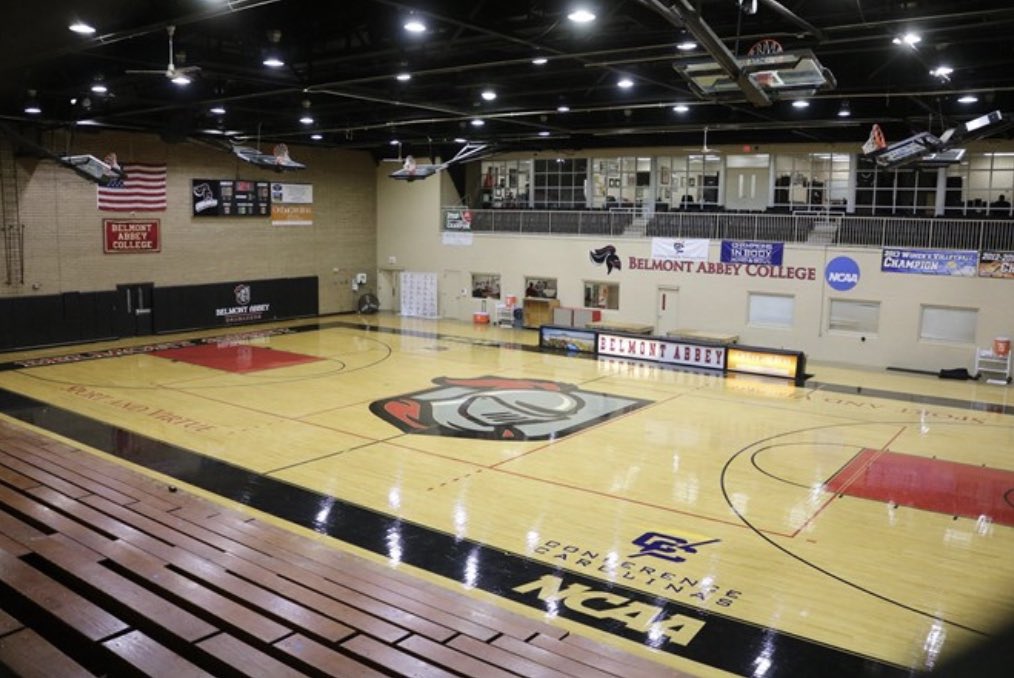 WillKelly_jelly's tweet photo. I am Blessed to say i’ve received an offer from Belmont Abbey College!! Go crusaders✝️🏀 https://t.co/C8zezvmtIN