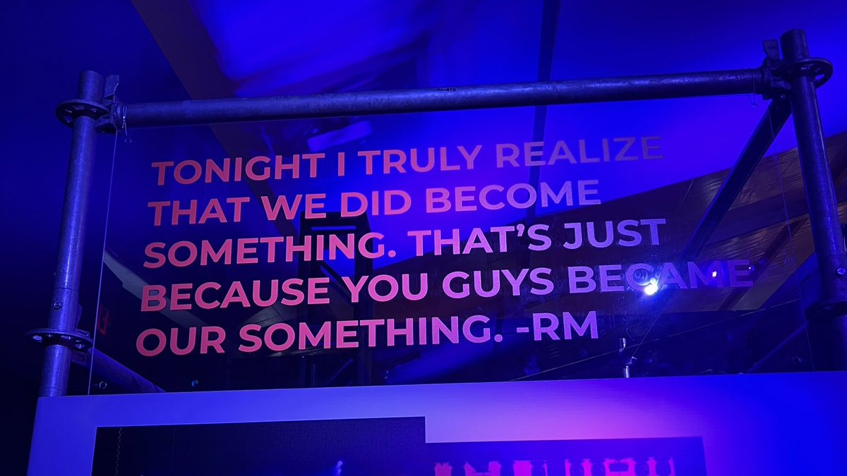 taewchita's tweet image. they love us sm yall :(