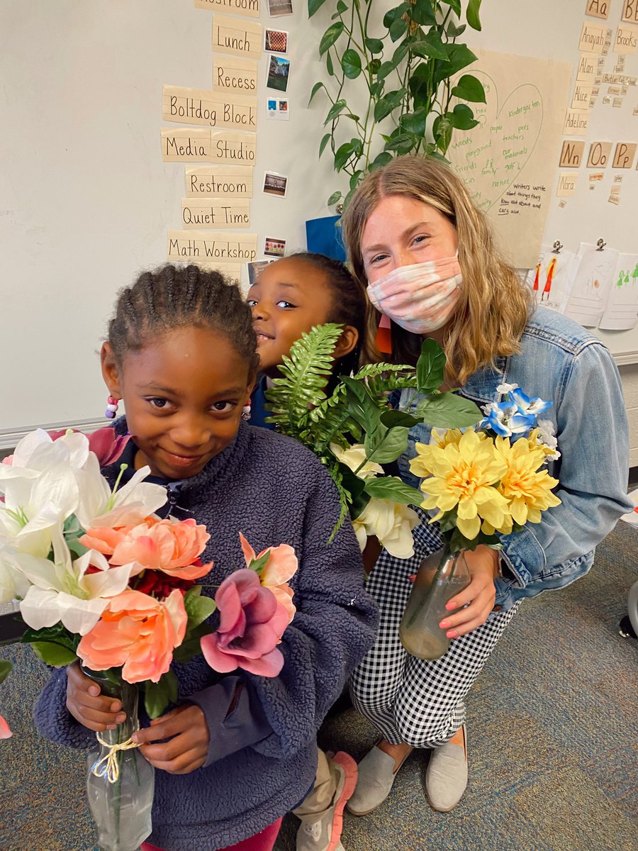 _missharrington's tweet photo. Such a fun “choice time” today in @Samantha_Cusick class! 💐
Not ready for our time with these sweet girls to be over soon but so thankful for great days like today!🤗 #BlockAMath #BuCoeImpact https://t.co/CA70WT9C5Z