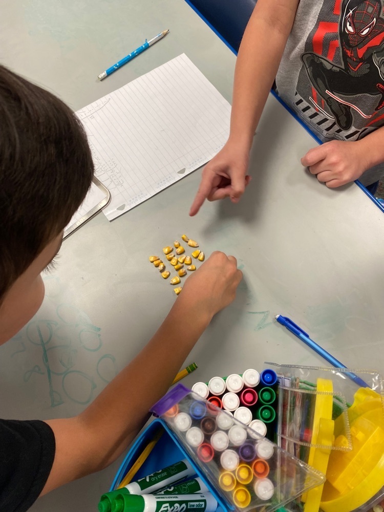 OwensTylerISD's tweet image. Hip-hip-“Array”!! Our Eagles are having so much fun as they use their array mathematician skills with things from nature! 🍂🐿 #SoaringInSecond #OwensEagles