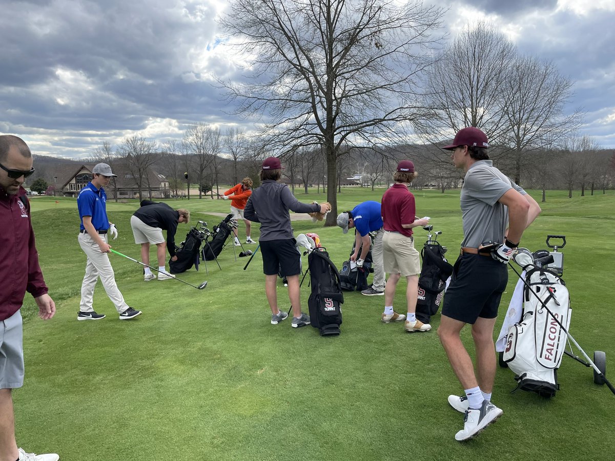 WGHSgolf's tweet photo. Northwest hosts WG and Summit @ #FoxRun https://t.co/THFTYETCUV