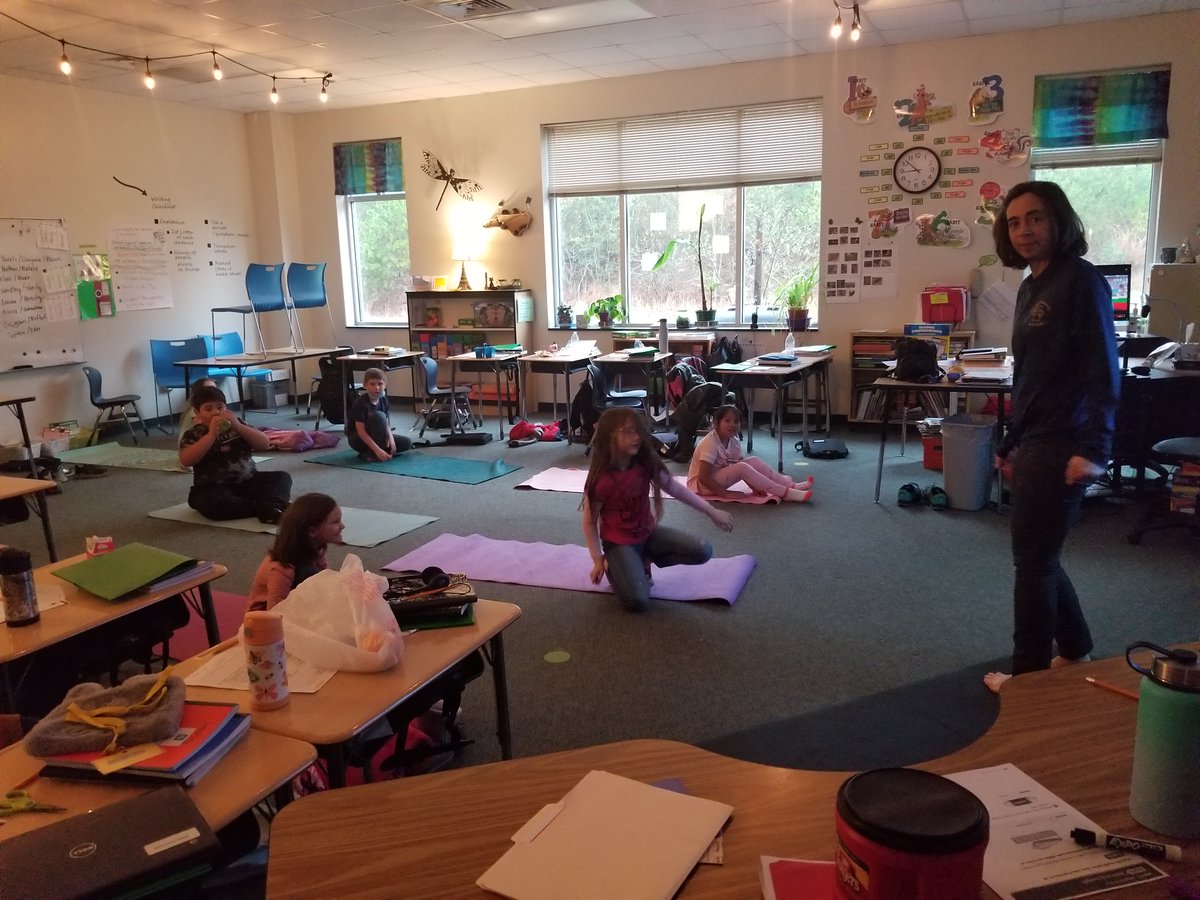 SugarloafRoar's tweet photo. Ms. Rainer's Yoga Cub Club members stretch out and keep on moving! #LeaderInMeLightHouseSchool #SugarloafRoar #WatchUsSoar https://t.co/xo08qEldAQ