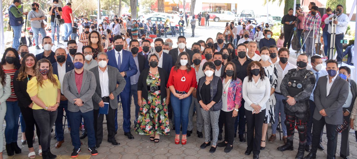NormaLayon's tweet photo. El día de hoy tomé protesta a integrantes de los Consejos de Participación Ciudadana, que se encargarán de los siguientes temas: Bienestar Animal, Ecología y Medio Ambiente, Educación, Turismo y Cultura, Seguridad Pública, así como Juventud y Deporte. https://t.co/O3uEvcpBzl