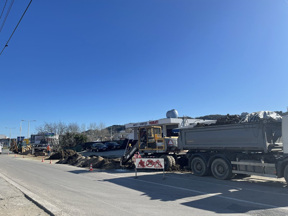 EndrinGjipali's tweet image. #punedhedinjitet 
#SpigaSRL #edicomshpk