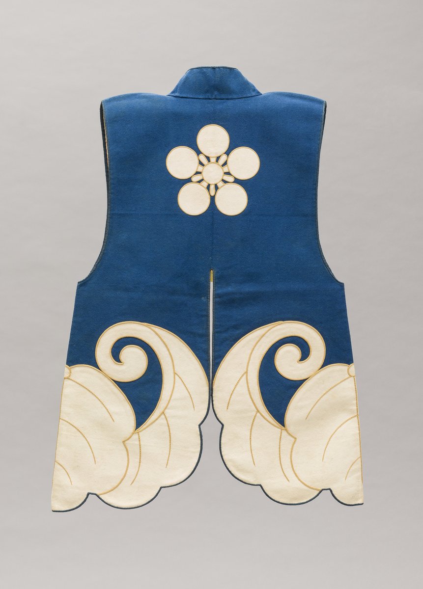 JapanTraCul's tweet photo. Samurai-Class Man's Winter Formal Surcoat (jinbaori), 18th century-early 19th century

#kimono https://t.co/WlgcGBRuU7