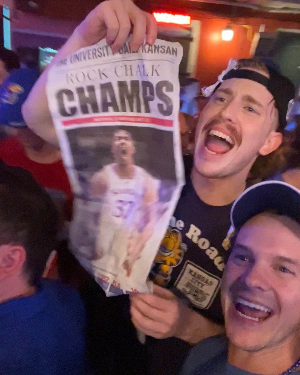 ROCK CHALK CHAMPS 🏀 🏆 
<a href="/chris_teahan11/">Chris Teahan</a>
