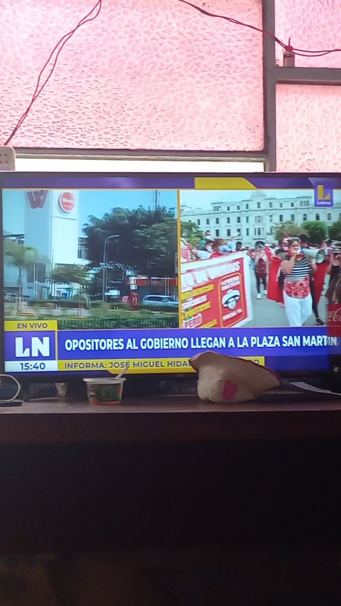 HisabelTorres's tweet photo. @Latina_pe como van a llamar opositores, cuando el Perú se está indignado, por incompetencia del gobierno, somos el pueblo, somos la gente que está cansado, somos ciudadanos. No somos opositores, aprendan a diferenciar, nadie marcha por ningún partido político, https://t.co/JpPcNyyx7N