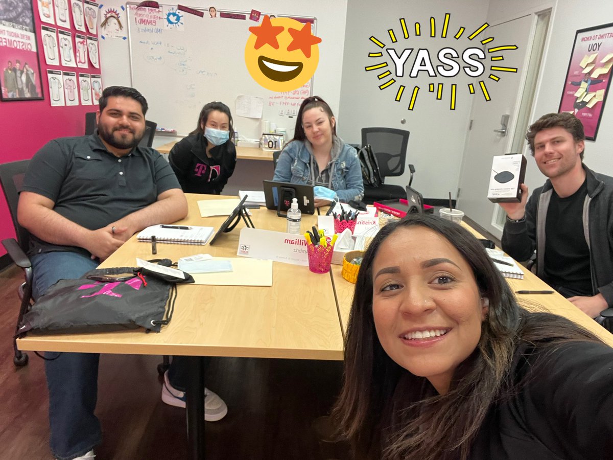 tpham1300's tweet photo. @ana_norcalzagg came through dropping knowledge to our newest members of T-Mobile! Week two never looked so good! Evan even won a prize for capturing that knowledge! Way to go! #ReadyEssentials #4andBCLC
@ZAGGdaily @AdrianVanHooser @Trainer_Giselle @AdriMagentafied @ISLila https://t.co/IxoyTUtX0M