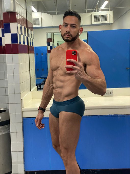 Workout done ? https://t.co/xnoIn9DsAb