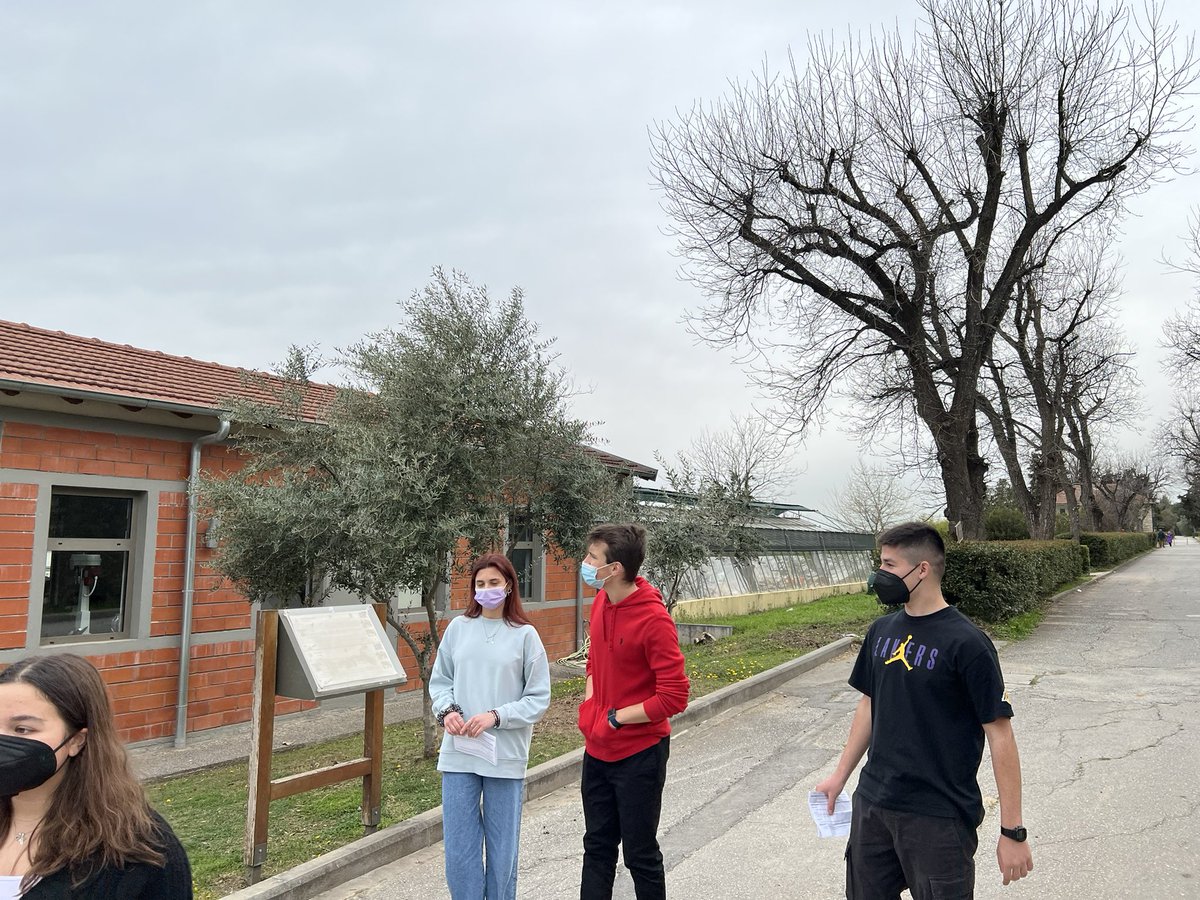 Letot_Carson's tweet photo. Great day yesterday at #aiaee opening session with a tour of the @farm_american & @PerrotisCollege in #Thessaloniki ! Glad to be here engaging with educators and talking about global learning on behalf of @globalteachag https://t.co/CgFwHB2Yer