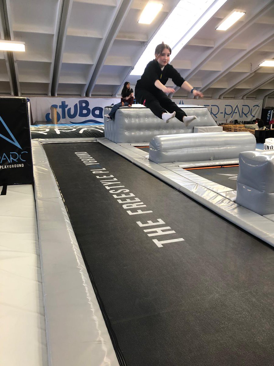 wrenski2022's tweet photo. Tumbling tracks and air bags https://t.co/b0ARl92uqz