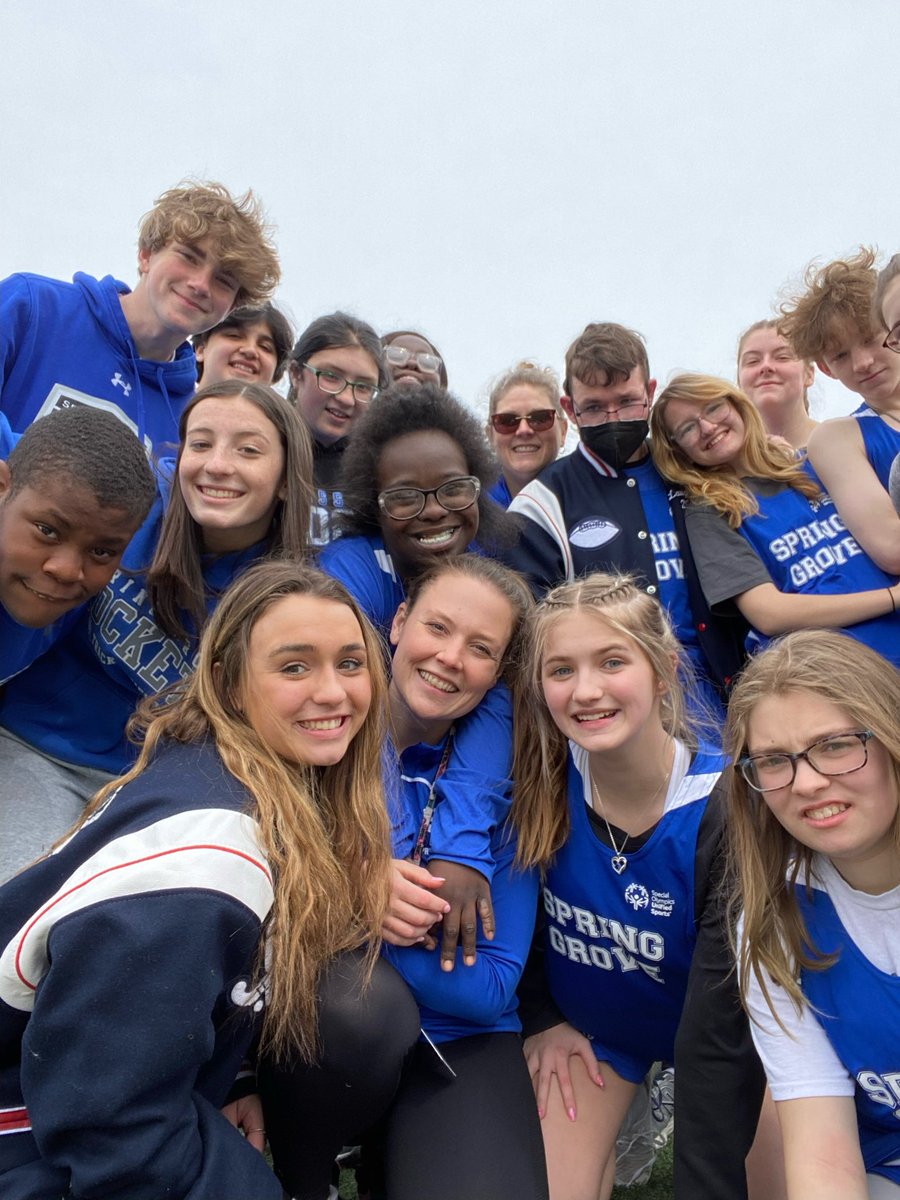 SenoraBaer's tweet image. First Unified Track Meet in the books! Very proud of this team!! @SpecialOlympics #WeChooseToInclude