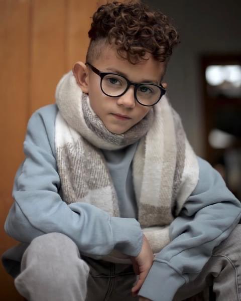 Usi_agency's tweet photo. 💥AVAILABILITY CHECKED for a clothing brand shoot 👗🎬👟🩳👛 Reggie and Alyssia. Well done both 🧡
.
.
#teamusi #availabilitychecked #busybees🐝 https://t.co/r2auado6yW