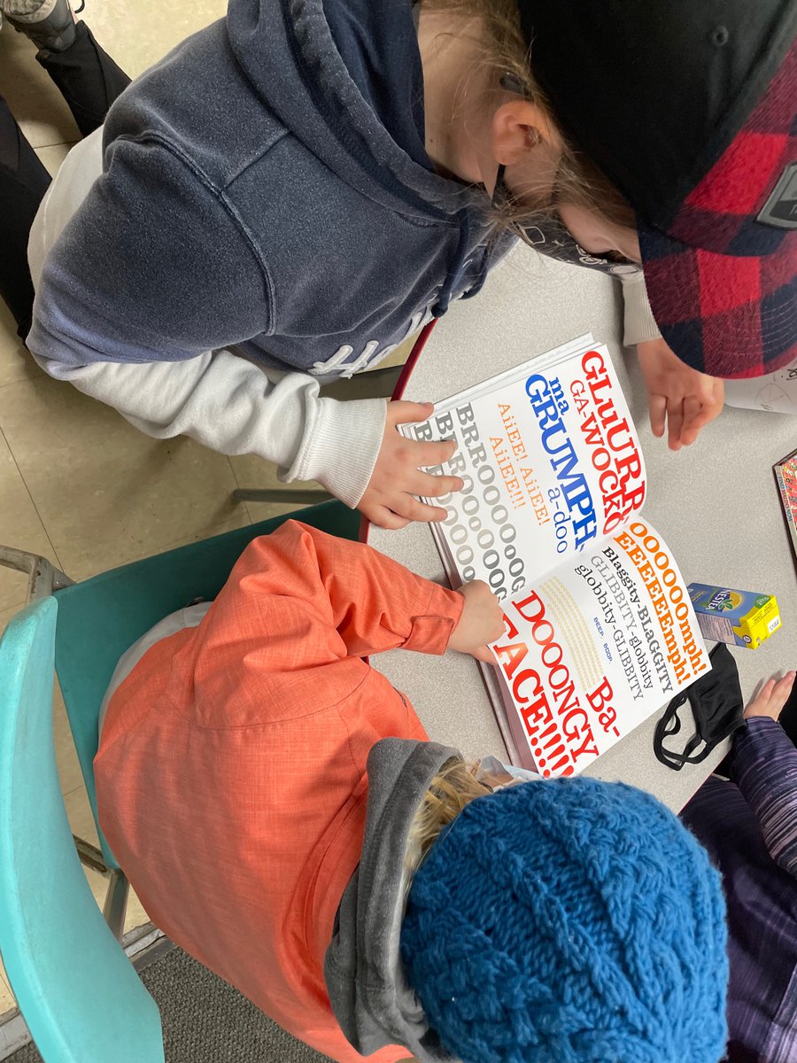 MsFergusonOCSB's tweet photo. Today we had an amazing opportunity to practice our leadership skills. We partnered up with @MsLefebvreOCSB and her class to teach the Grade 1 some of our favourite games and to share some of our favourite books! @StMartinOCSB #ocsbLeadership https://t.co/641uhLaK6q
