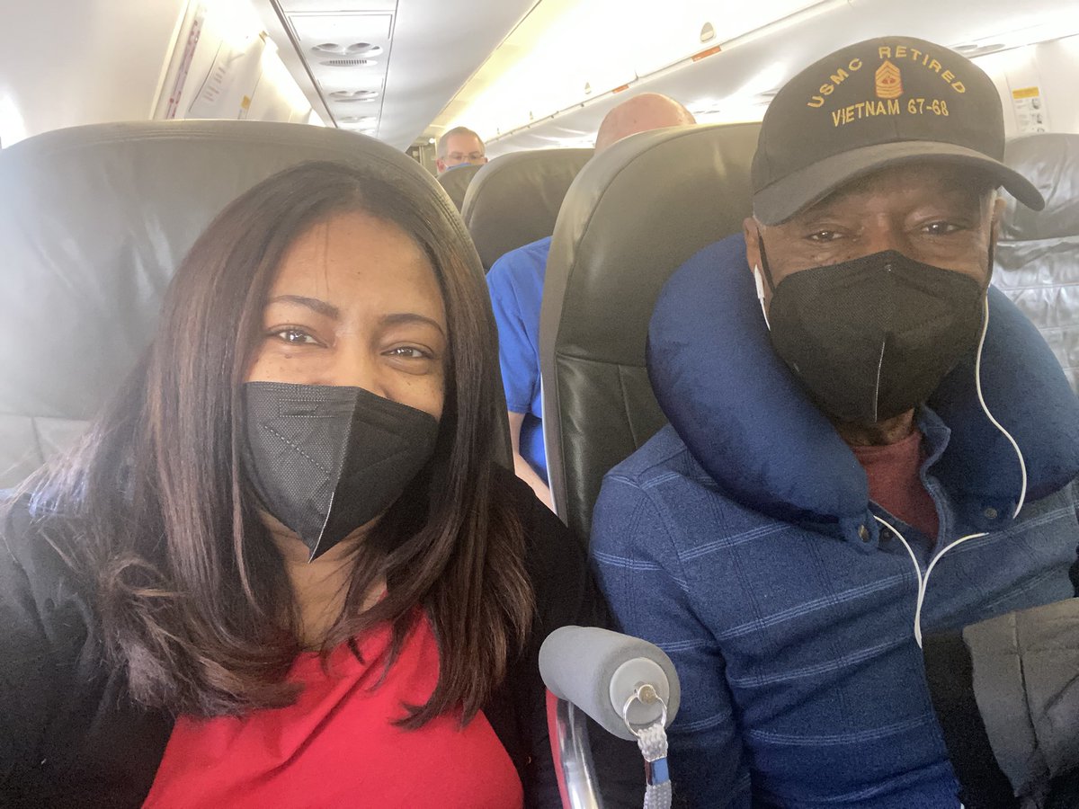 veronicahodges's tweet photo. 1 st flight of the year, what’s your favorite airlines? #jetblue #travelagent #militaryfamily #usmcretired #traveltuesday https://t.co/jL5T8IVptE