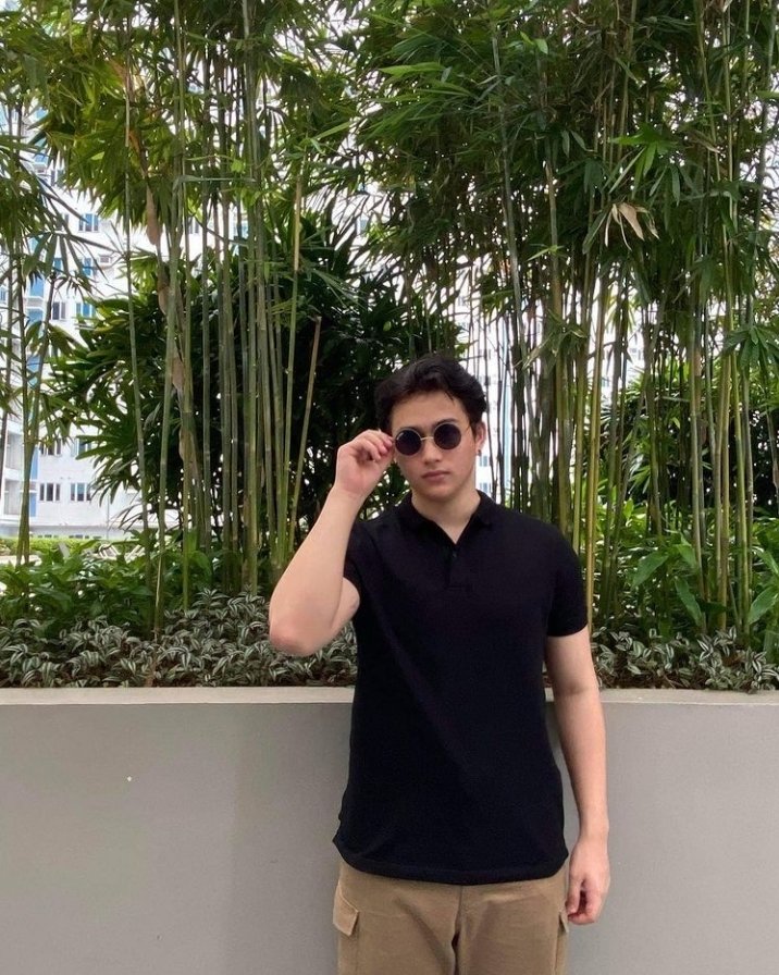 jxxtineee's tweet photo. happy 18th birthday @tanredroncal  ✨ my fellah since 2018.. I was never wrong choosing u as my ultimate bias. Watching you grow (from PBB to Star Magic Artist) makes me so happy and delighted. Please don't stop making us happy and inspired. We're always here to back you up.Ily💗 https://t.co/ZclEXHSdXe