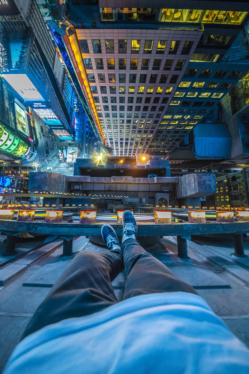 DrifterShoots's tweet photo. What I saw in Times Square https://t.co/5v9sqIQu4Y