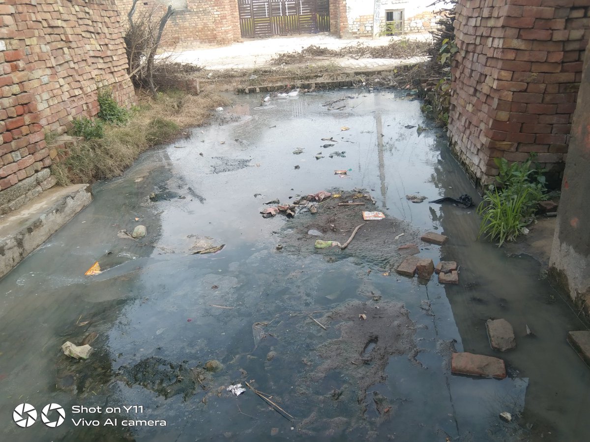 Pawanku15298722's tweet photo. @mlkhattar Sir ham yah Pani kahan lekar jaaye jila Charkhi dadari gaon Lamba 9416575775 https://t.co/sHmtdOT2Xv