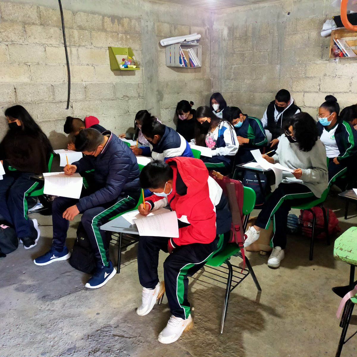 TBC_509's tweet photo. El día de hoy se inicio con la aplicación de la prueba #Planea2022
La cuál analiza el desarrollo académico de nuestros estudiantes, para mejorar de esta manera nuestra #Educaciónfuerte. 
#orgullosamentezonaescolartbc11 
#TBC509 #Edomex
@SeducEdoMex @SEMSedomex @israeljeronimol https://t.co/tJVwLdFDn6