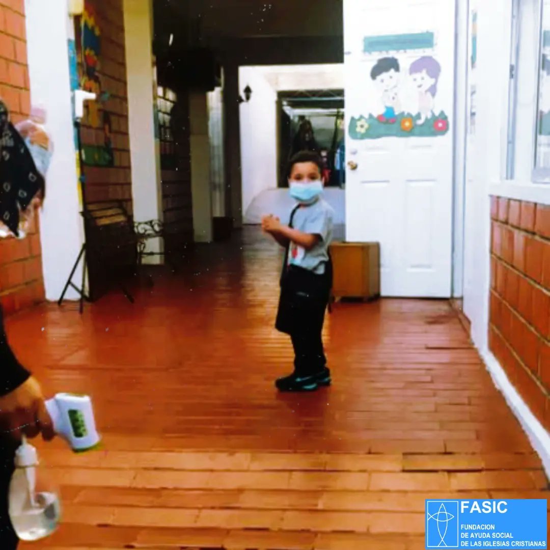 FASICDDHH's tweet photo. Inserción de NNA migrantes al sistema escolar chileno 👉 https://t.co/rEyXRfGmVz #FASIC #niñosmigrantes https://t.co/G0R59oMsWW