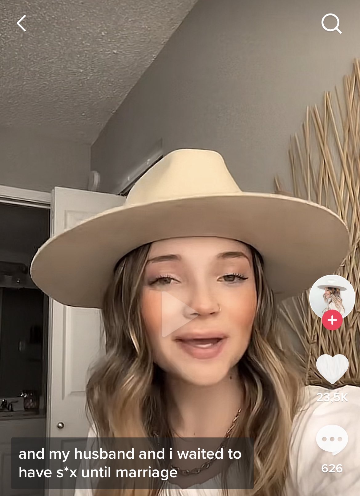 OnlyFans Girls Posting L's on Twitter "Lmao she was doing my man dirty