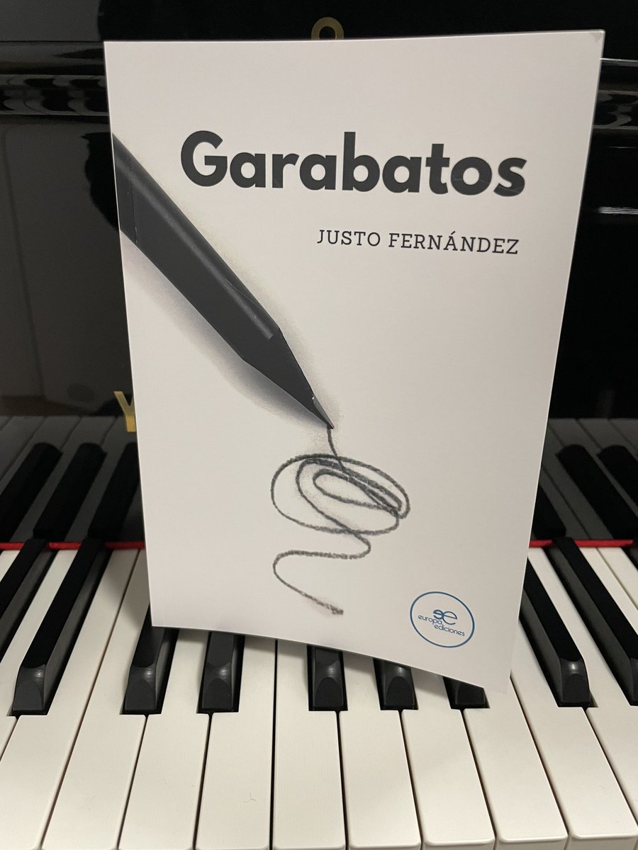 JustoFernndez13's tweet photo. Nuevo poemario. “Garabatos”. Impreso, dibujos, recitado y música compuesta especialmente para cada poema con código QR. Por Europea Ediciones… no te lo pierdas. En todas las librerías físicas y virtuales. https://t.co/rcsCi2Rz7i