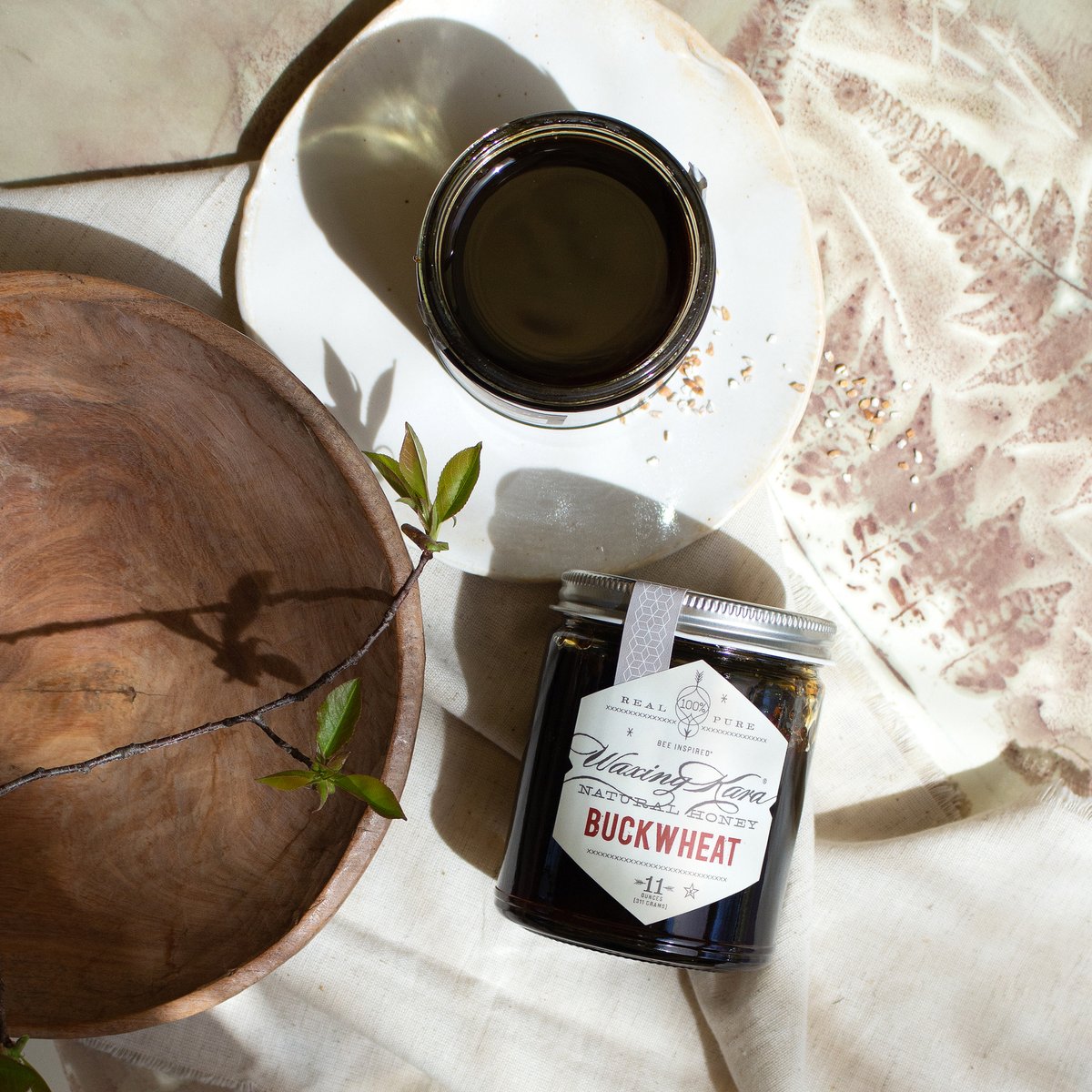 Buckwheat Honey is back! We've sourced a new batch of this deliciously dark honey from a local beekeeper, and are excited to share some with you. 🍯
shop.waxingkara.com/collections/ea…
