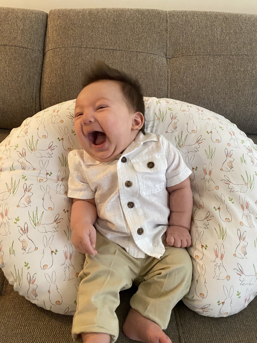 charlierosaa's tweet photo. Here’s 4 pictures of my twin smiling :)🤍 https://t.co/PtEVXNbUcF