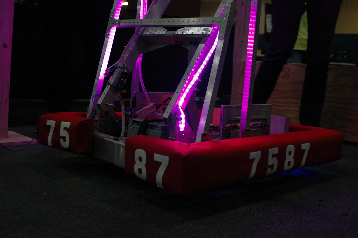 Metuchen Momentum | FRC Team 7587 tweet media