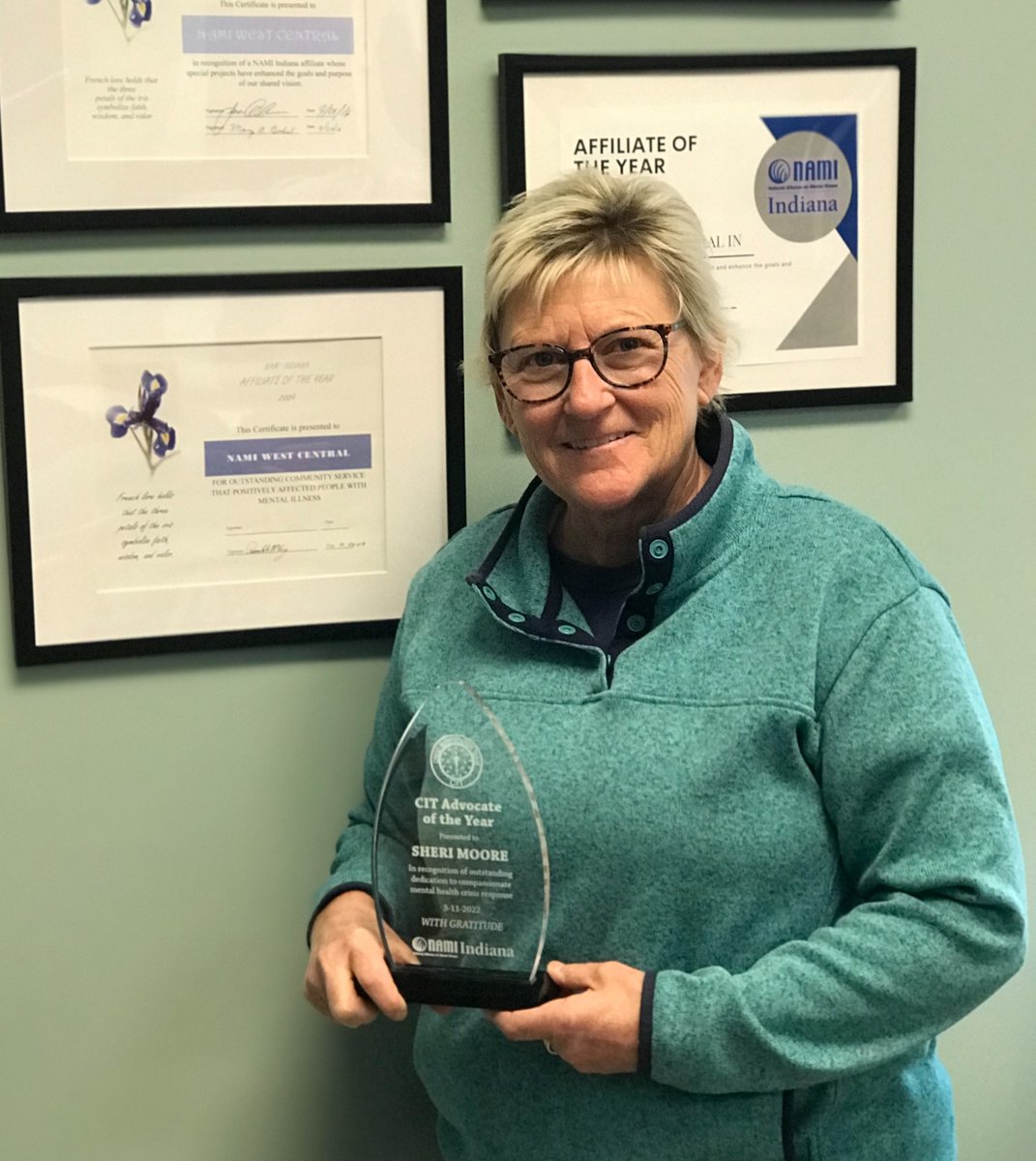 namiwci's tweet photo. 🔁: NAMI Indiana
"Congratulations to NAMI-WCI Indiana Executive Director, Sherri Moore, for being recognized as CIT Advocate of the Year at the 19th Annual Mental Health &amp; Criminal Justice Summit! This was the inaugural year of recognizing award recipients at the Summit." https://t.co/0YAxq5w6kr