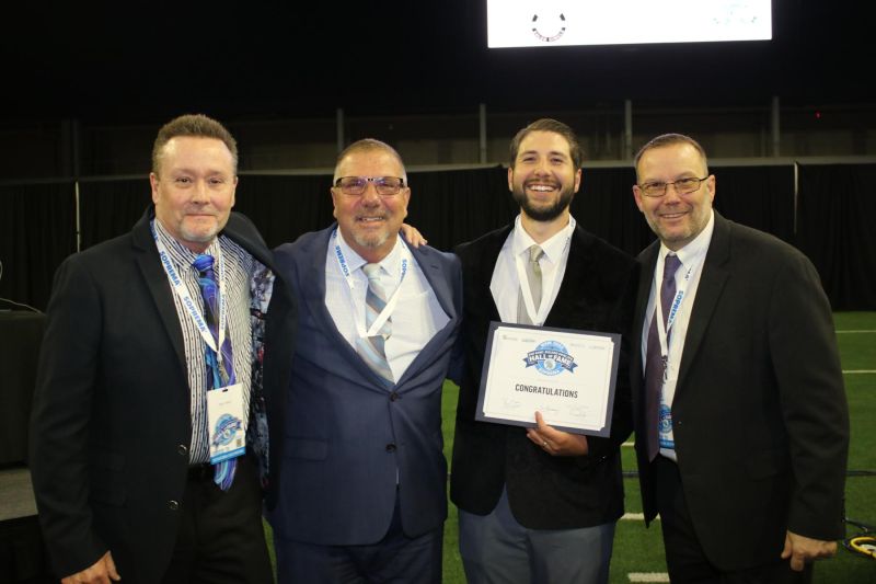TheRoofSource's tweet photo. A big thank you to @HunterPanels and @Chem_Link for recent sales awards. We are honored to be recognized for our team performance. Go RoofSource!
#weareroofsource #proudpartners #chemlink #hunterpanels https://t.co/3Tggemv5fi