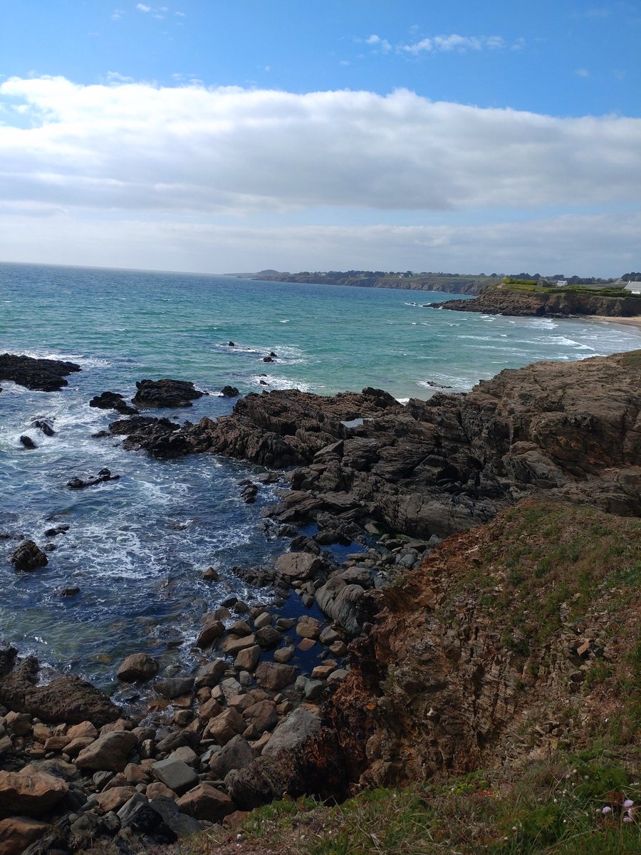 no7wenn's tweet photo. #BaladesSympa en #Bretagne #Finistère le Pouldu ☀️ https://t.co/F0zA8woTqO