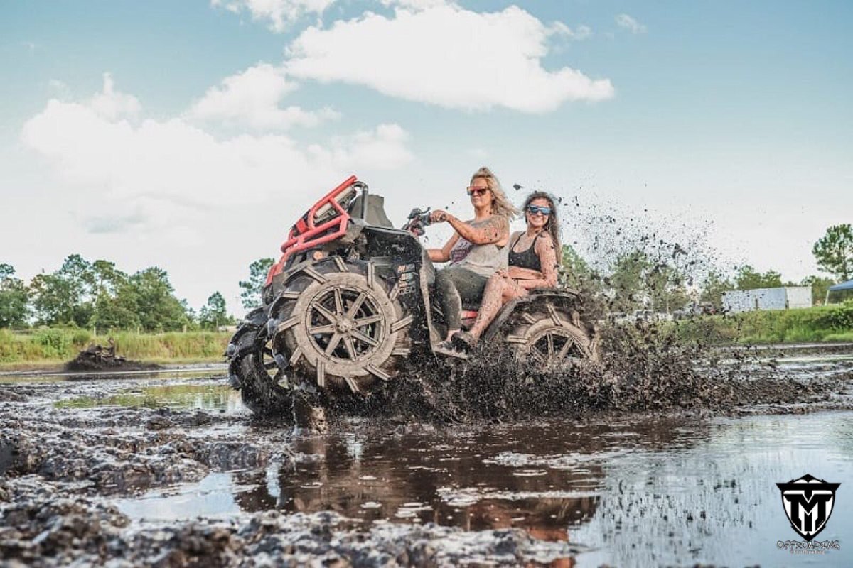 tmoffroading's tweet photo. #tmoffroading #mudding #mud #mudbog #offroad #offroading #countrygirl https://t.co/2nl1kOxxkM