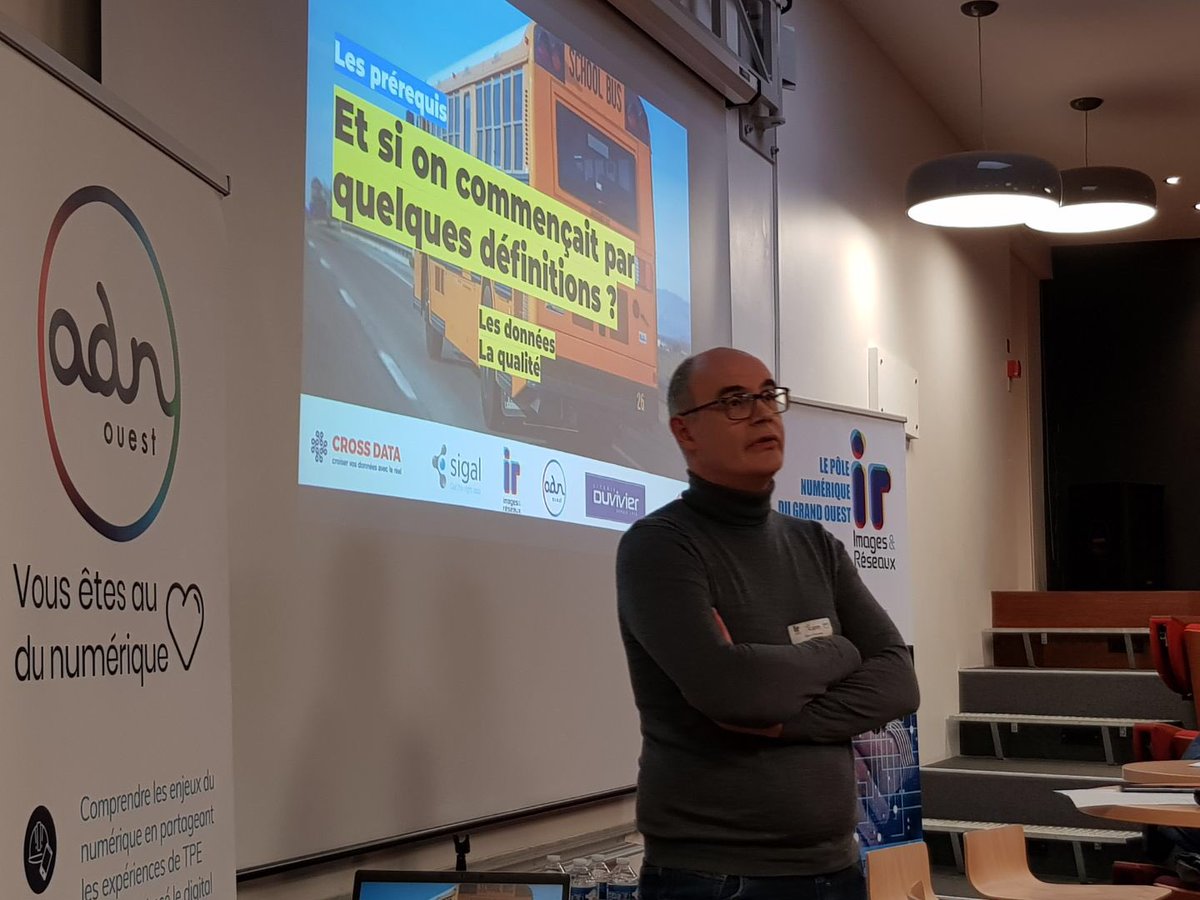 imagesreseaux's tweet photo. Belle soirée #IA et #data au service de l’#industrie ce soir à l’@icam_fr de  @larochesuryonfr que nous avons coorganisée avec @adnouest !
Merci @sigaldigital @_crossdata #maftaDuvivier et @Hydrokit pour vos interventions convaincantes 🙏👍 https://t.co/NGU9tF1tRk