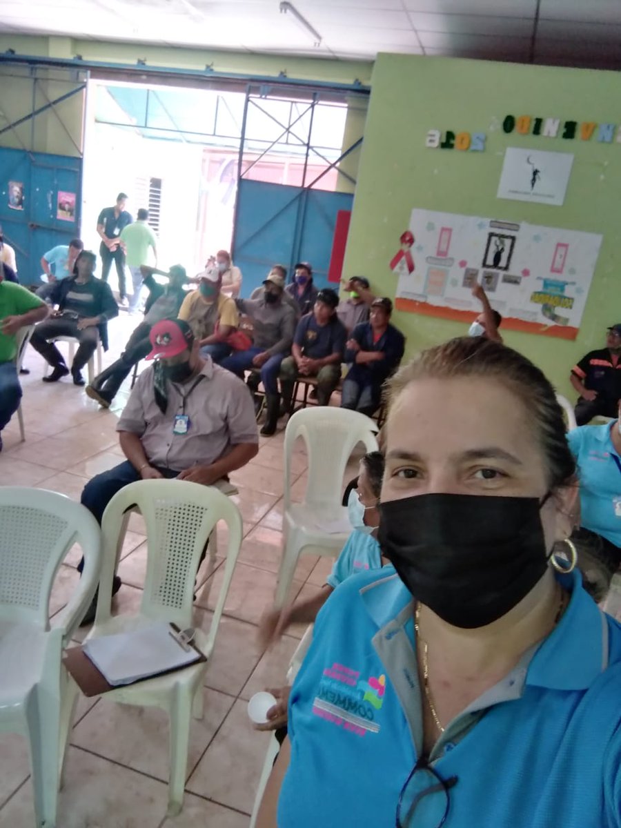alma_commema's tweet photo. Este #05Abril @INSSNic Acompaña a nuestros trabajadores de #COMMEMA #MercadoOriental a través de Capacitación en temas de Higiene y Seguridad Ocupacional, para la protección y mejor desempeño de nuestras actividades diarias. https://t.co/8Op5B1LY1a
