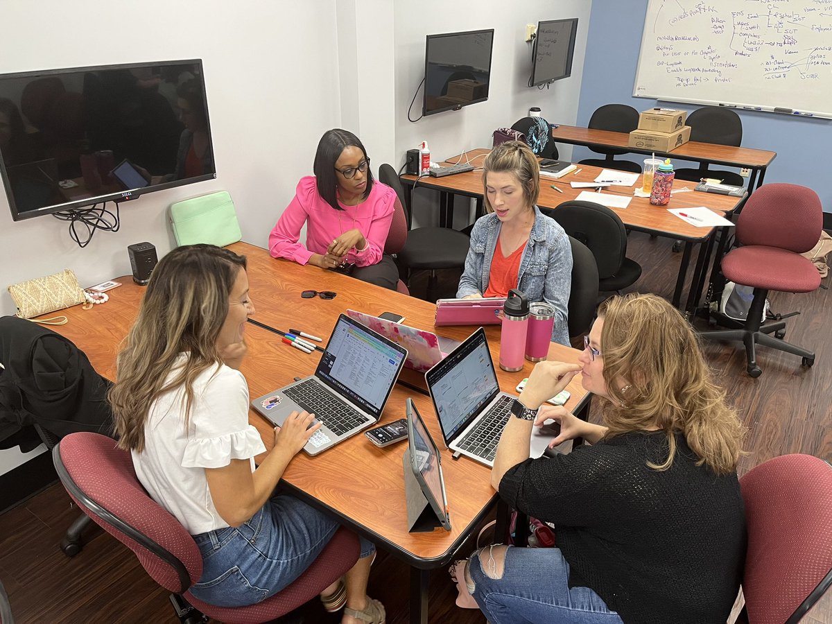 Amber Joelle Strause tweet media