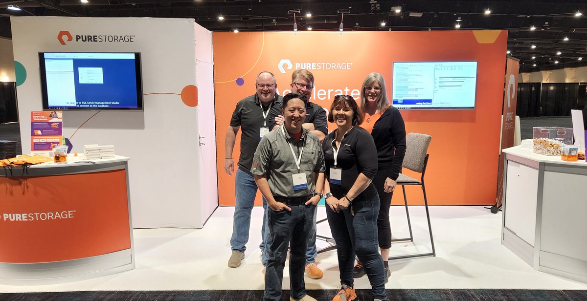 SQLBek's tweet image. Team @PureStorage ready to go at @DEVintersection! Come say hello! #sqlintersection