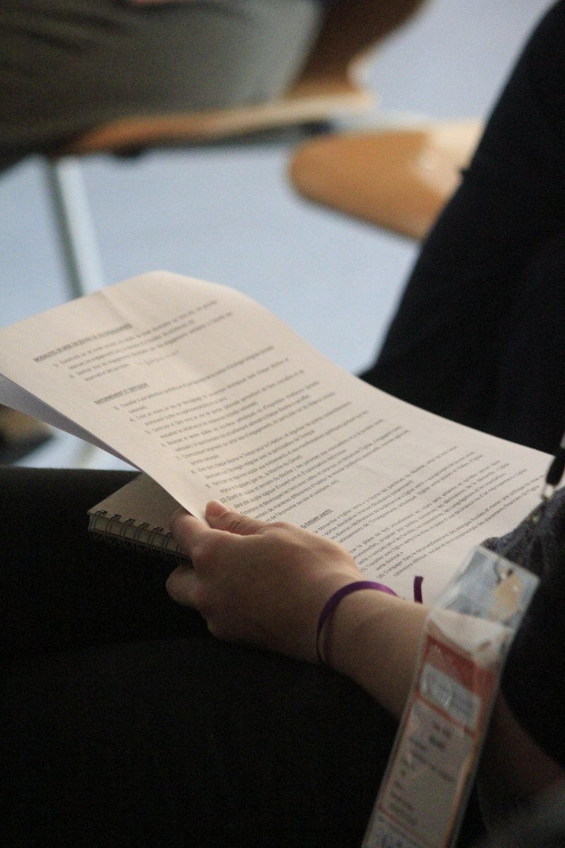 En ateliers, évêques et invités réfléchissent à partir de propositions d'engagements concrets faits aux diocèses et communautés catholiques de France en faveur de l'#écologieintégrale. 

 📷<a href="/FoulquesOMahony/">Foulques O'Mahony</a>