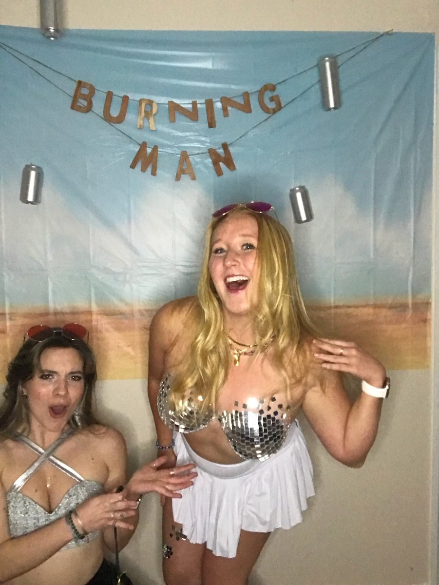 bimbos4sharks's tweet photo. everyone look at my disco tits especially @ToveLo https://t.co/Y27O6TkKdE