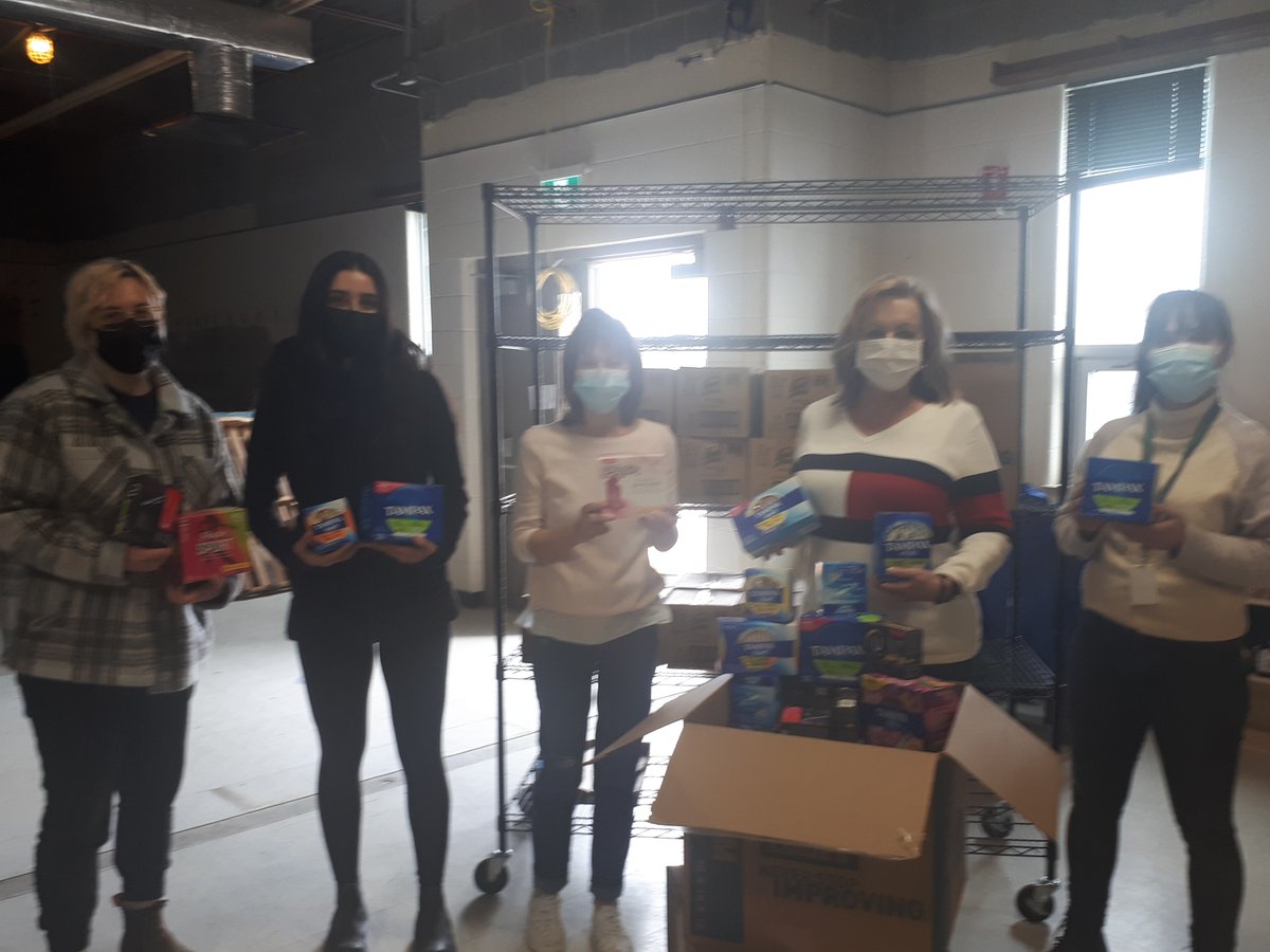 UnitedWayWECK's tweet photo. #LocalLove Alert 📢 – Thank you to @Diageo_NA and Unifor #Local200 for their support of @UnitedWayWE #TamponTuesday – we were happy to share with local partner, Amherstburg Community Services who were in need of these items for their foodbank ❤️#ShowYourLocalLove https://t.co/Nypg12cbch
